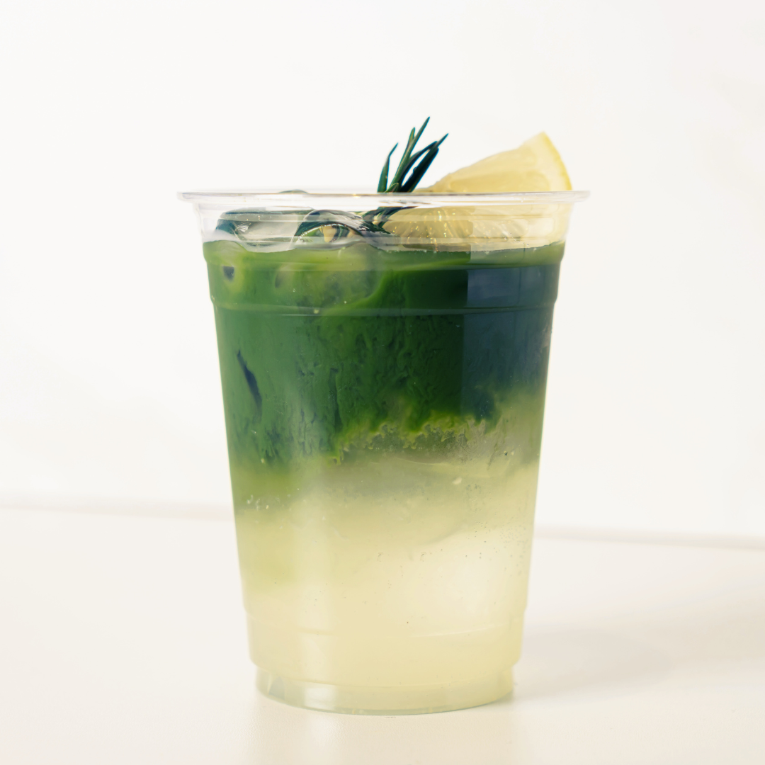 Der perfekte Iced Matcha – 3 einfache Rezepte für den Sommer